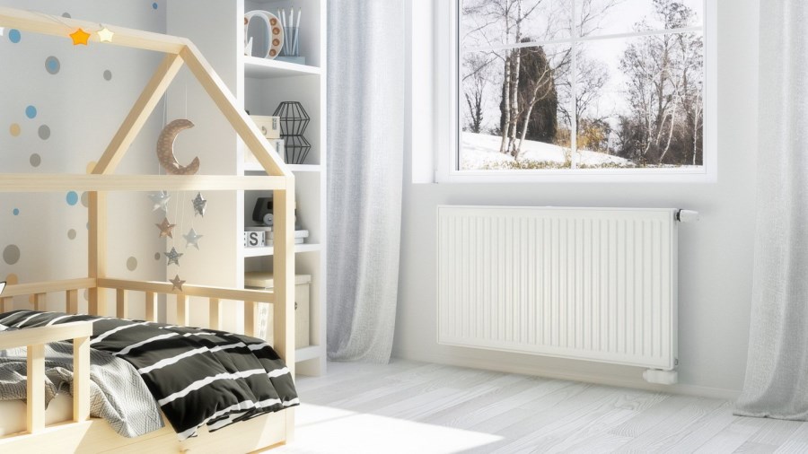 KORADO radiátor 10VK 600/900, spodné pravé pripojenie